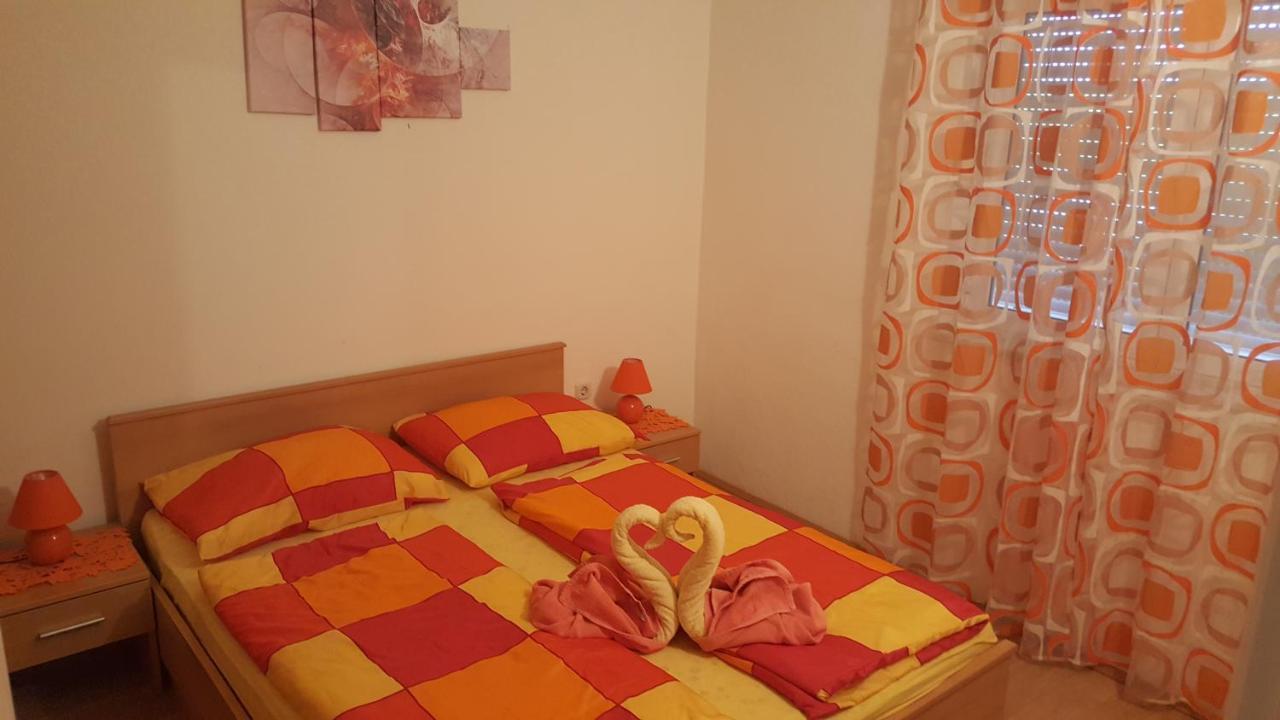 ביוגראד נה מורו Apartments Jannine מראה חיצוני תמונה