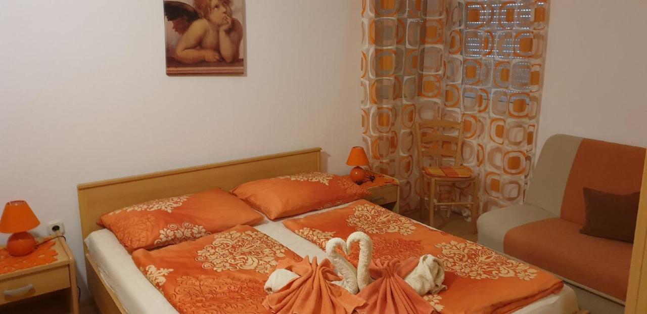 ביוגראד נה מורו Apartments Jannine מראה חיצוני תמונה