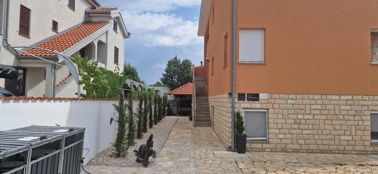 ביוגראד נה מורו Apartments Jannine מראה חיצוני תמונה