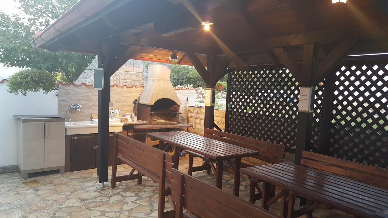 ביוגראד נה מורו Apartments Jannine מראה חיצוני תמונה