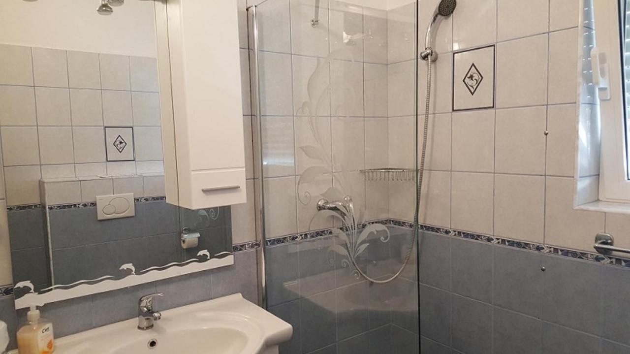 ביוגראד נה מורו Apartments Jannine מראה חיצוני תמונה